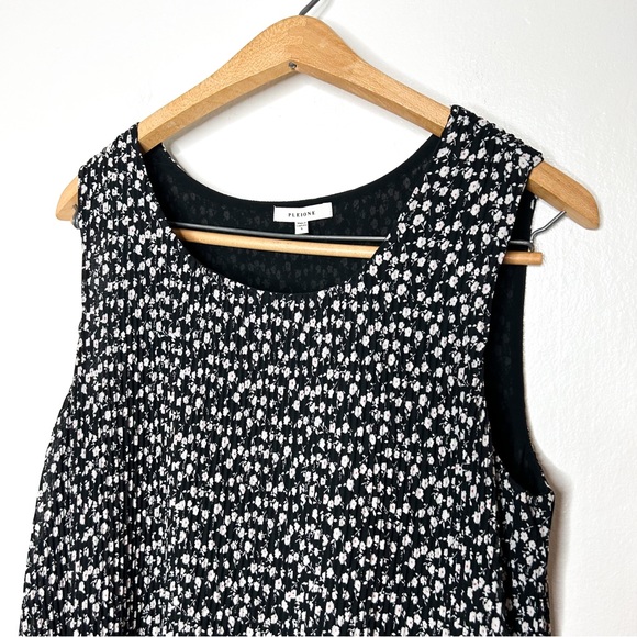 Pleione Nordstrom Pleated Floral Print Sleeveless Blouse Black White‎ Small S - Picture 3 of 8